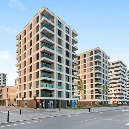 Lägenhet Loctowers A4-2-3 By Interhome Locarno